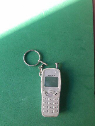 Forma de: telefono movil